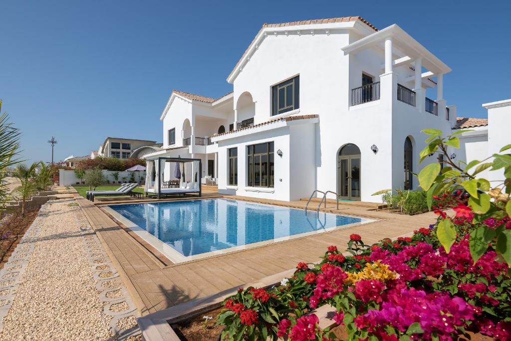 HomesGetaway Holiday Homes