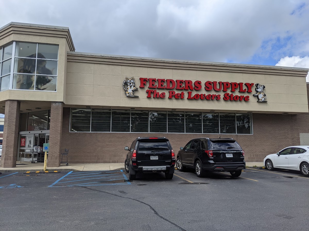 Feeders Pet Supply