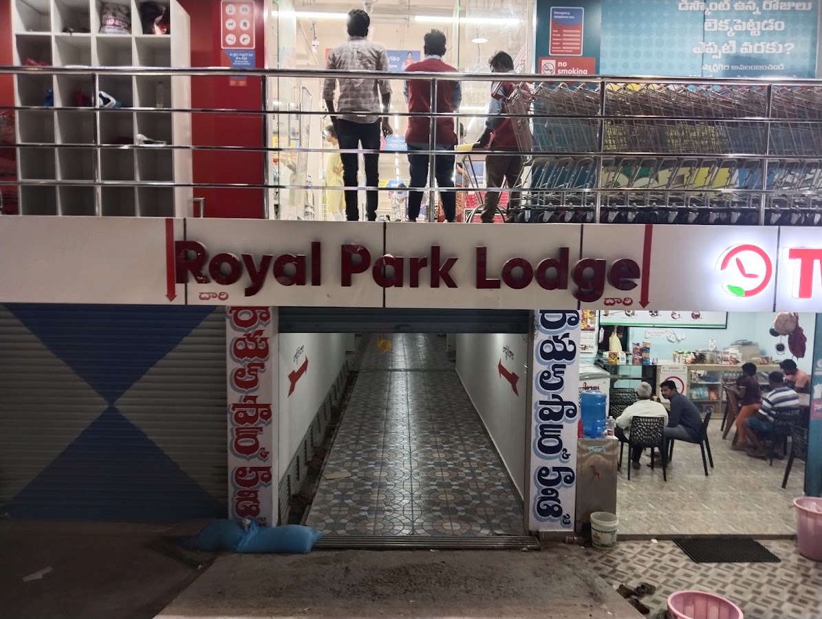 Royal Park Lodge