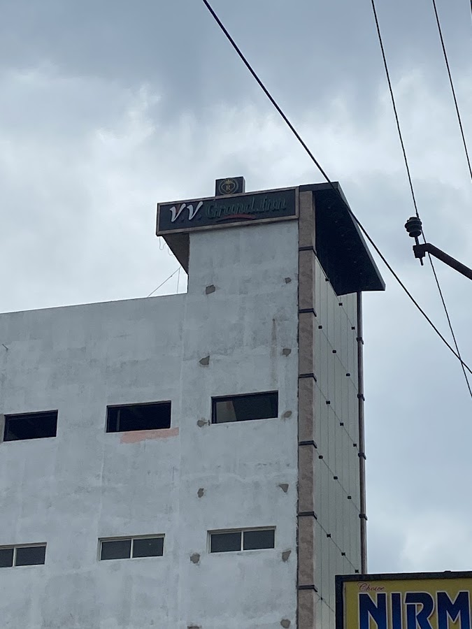 VV grand Inn