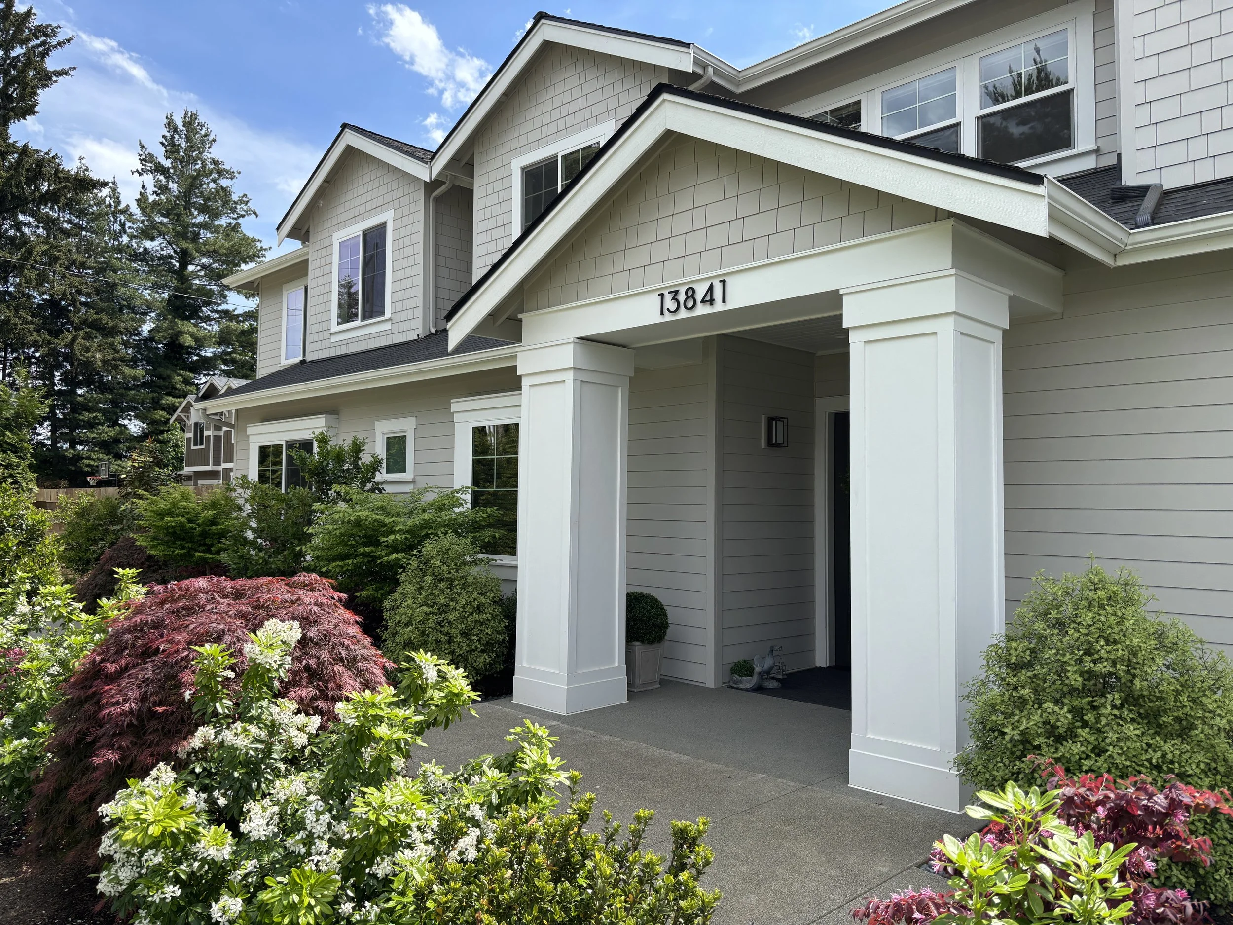Bellevue Senior Care (Adult Family Home) logo