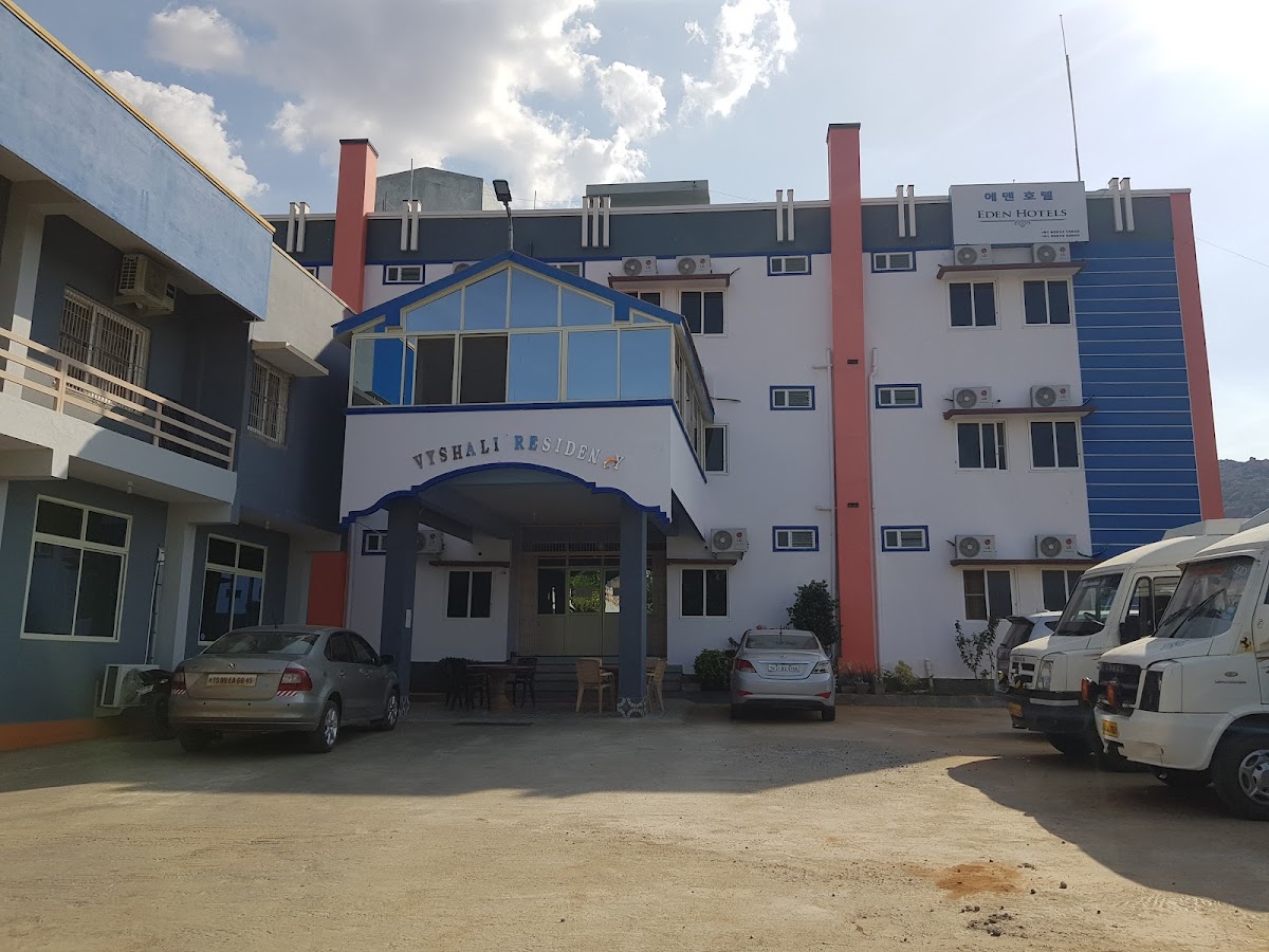 Eden Hotel