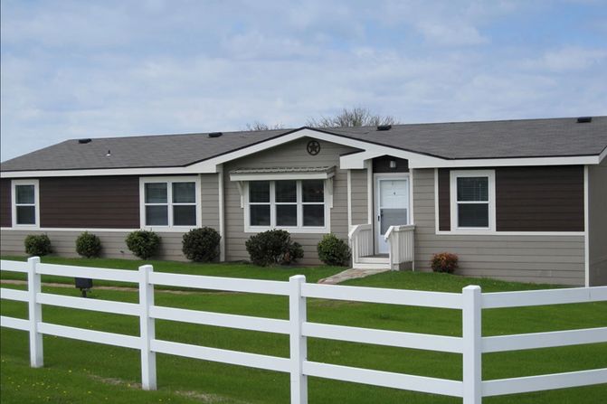 Robinson's Manufactured Home Service logo