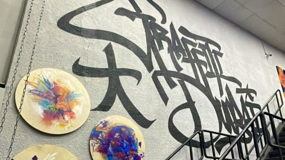 Graffiti Dubai - Graffiti Shop & Cafe
