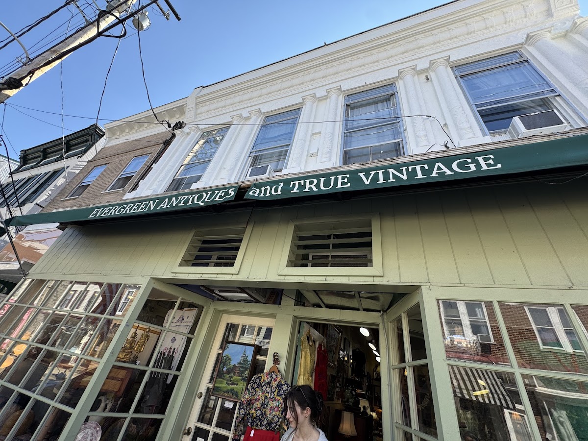 Evergreen Antiques & True Vintage