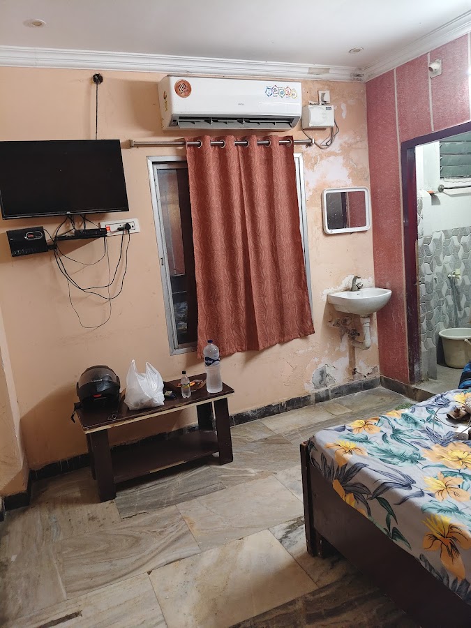 Vishnu Priya Lodge