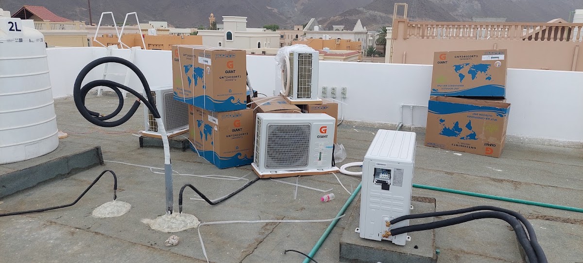 Nujoom al sharq Ac maintenance