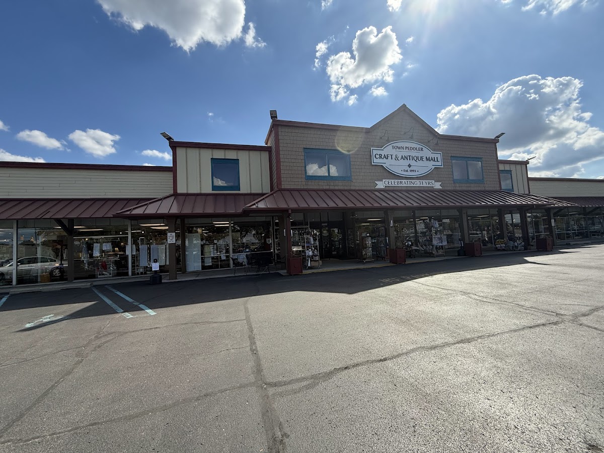 Town Peddler Craft and Antique Mall
