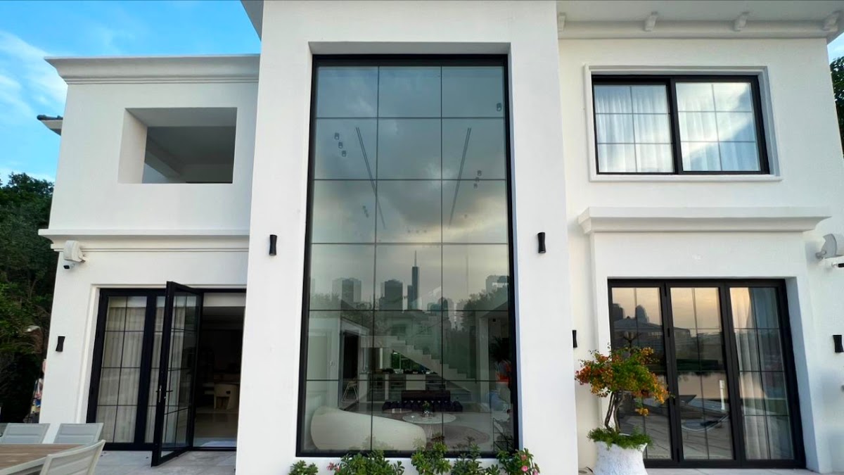 MAQS Aluminium Glass Bifold Folding Doors