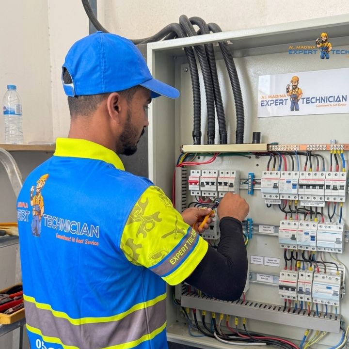 Al Madina Expert Technician - 24/7 Electrician