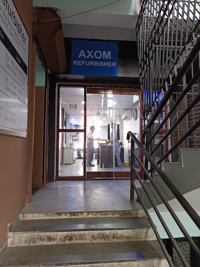 AXOM Refurbisher