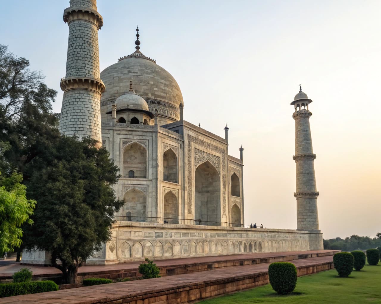 Heritage & Cultural Landmarks